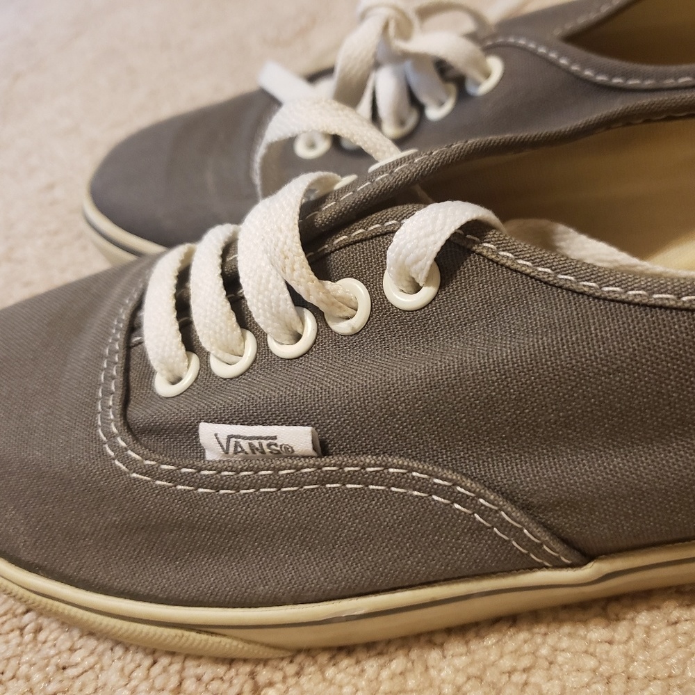 Gray Van's